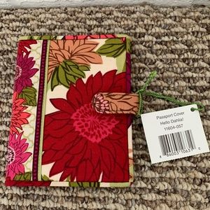 Vera Bradley Hello Dahlia Passport Cover